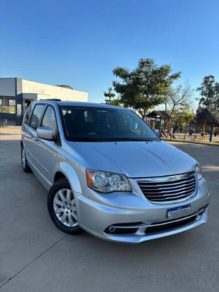 CHRYSLER TOWN & COUNTRY 3.6 TOURING V6 24V GASOLINA 4P AUTOMÁTICO CHRYSLER TOWN & COUNTRY 3.6 TOURING V6 24V GASOLINA 4P AUTOMÁTICO